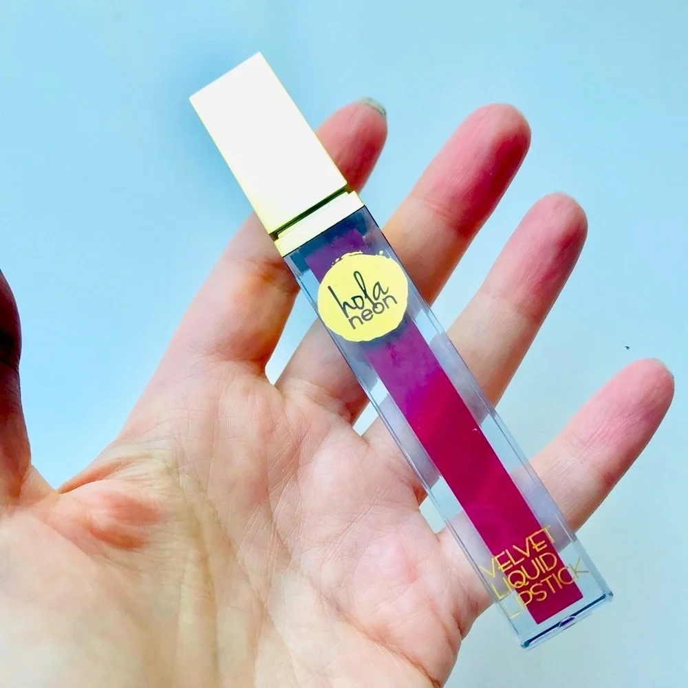 5 for 25⚡️Hola Neon Velvet Liquid Lipstick Gloss in FOMO Berry 6.5ml